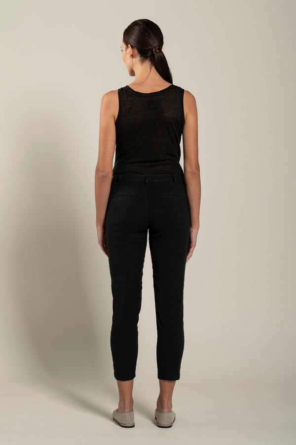 120% Lino Capri Slim Fit Pant BLACK