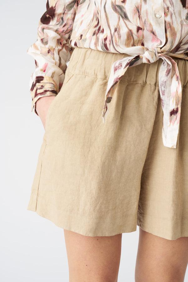 120% Lino High Waist Short ALMOND