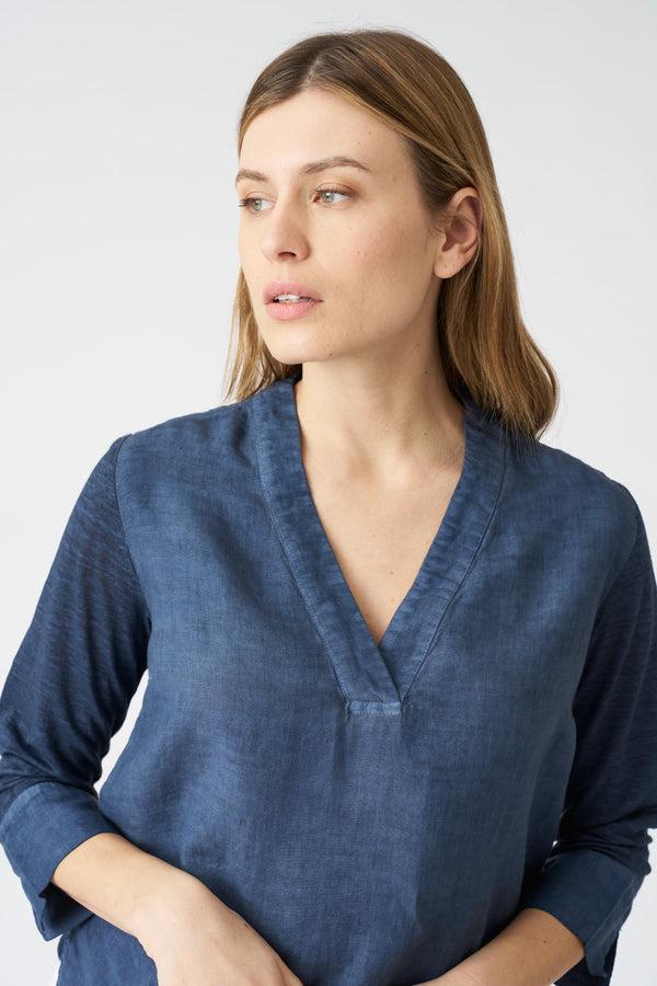 120% Lino Relaxed V-Neck Blouse NAVY FADE