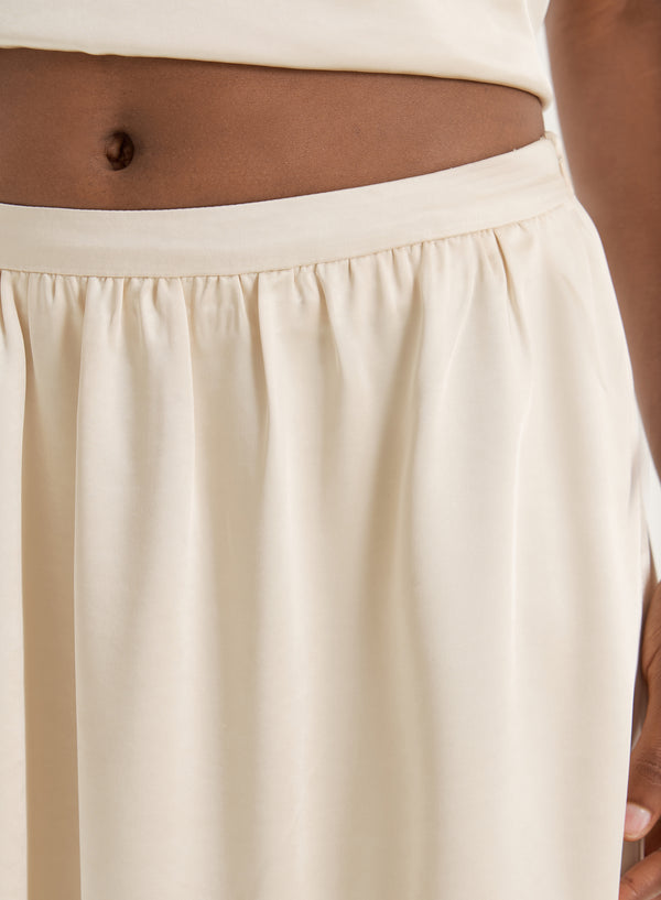 4th & Reckless Champagne Satin Maxi Skirt- Hemma