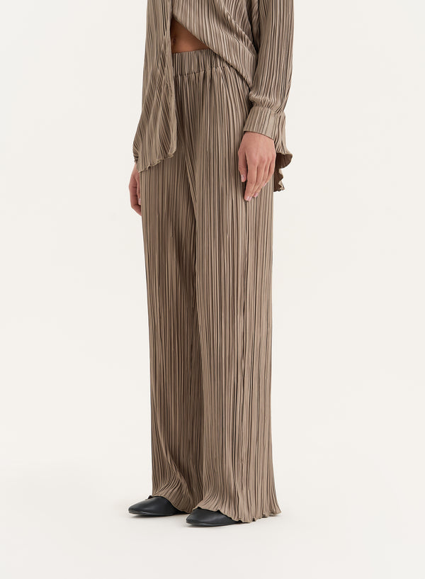 4th & Reckless Olive Plisse Trouser- Palais