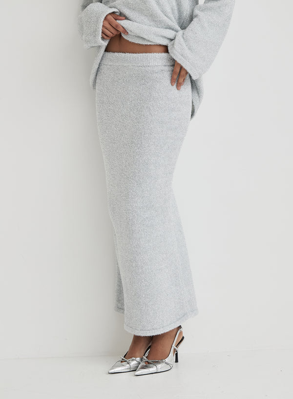 4th & Reckless Silver Tinsel Knit Maxi Skirt- Oaklyn