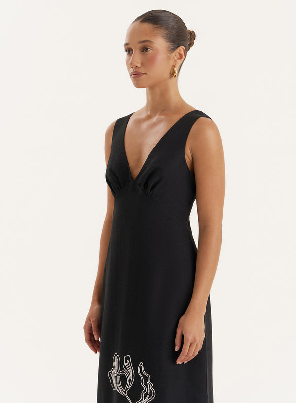 4th & Reckless Black Floral Embroidered Maxi Dress- Simmi