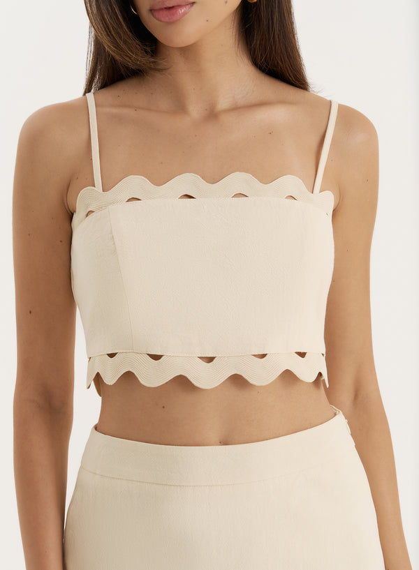 4th & Reckless Buttercream Scallop Trim Crop Top- Coral