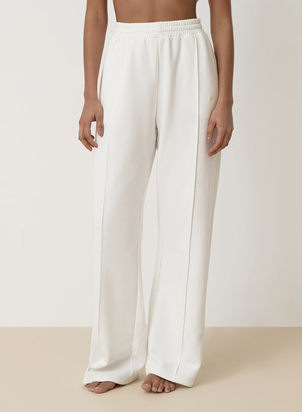 4th & reckless Cream 4th Wide Leg Branded Jogger- Fergie