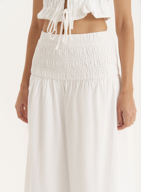 4th & Reckless White Drop Waist Shirred Maxi Skirt- Jadey