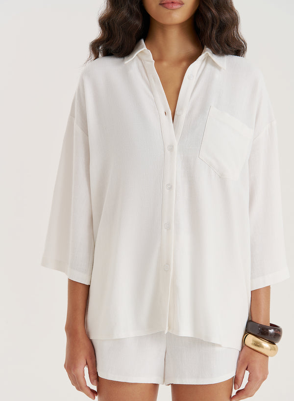 4th & Reckless White Linen Blend Short Sleeve Shirt- Camille