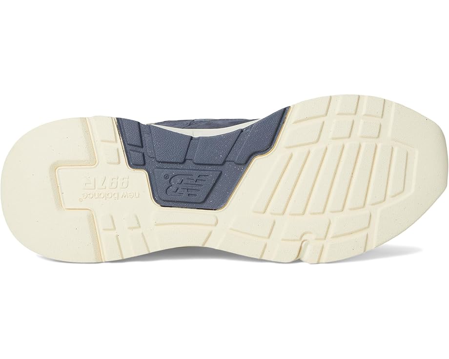 New Balance Classics 997R Unisex