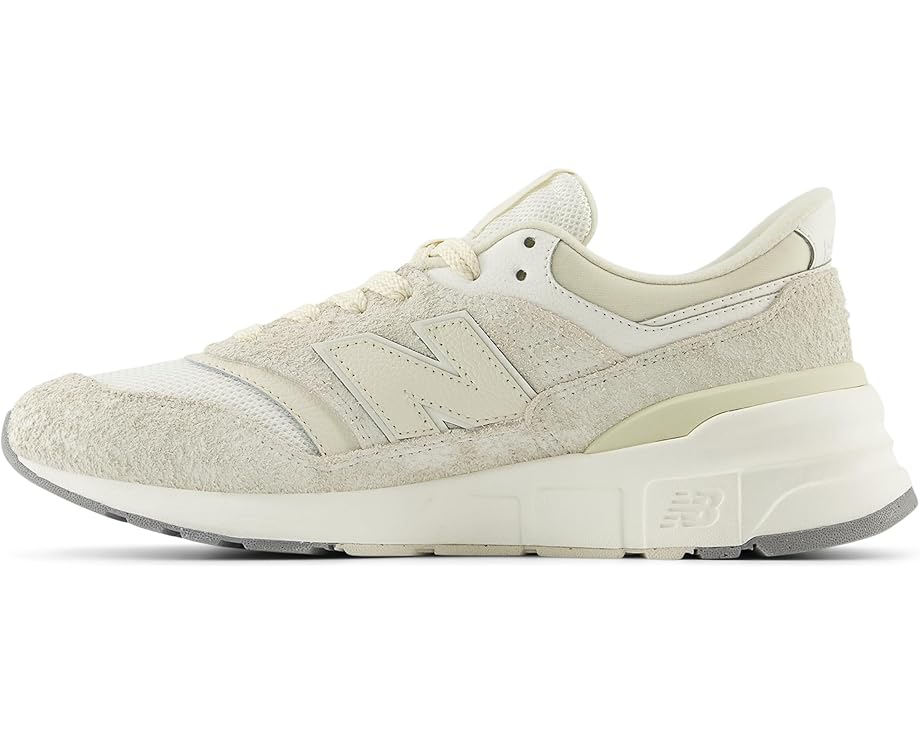 New Balance Classics 997R Unisex