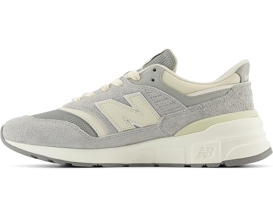 New Balance Classics 997R Unisex