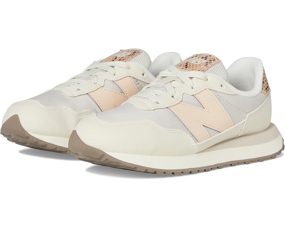 6pm New Balance Kids New Balance Kids - 237 (Big Kid)