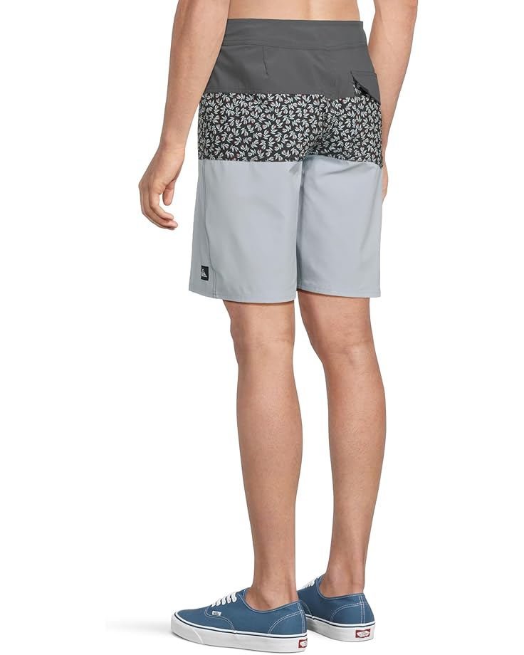 Quiksilver Surfsilk Panel 20 BoardShorts Men's
