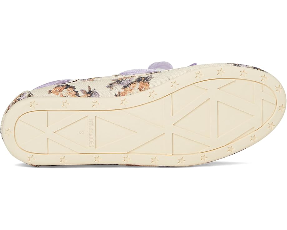 6pm Steve Madden Sag Women's