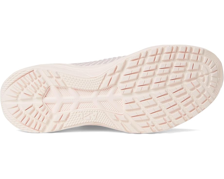 6pm Athletic Propulsion Labs (APL) Techloom Traveler Women's