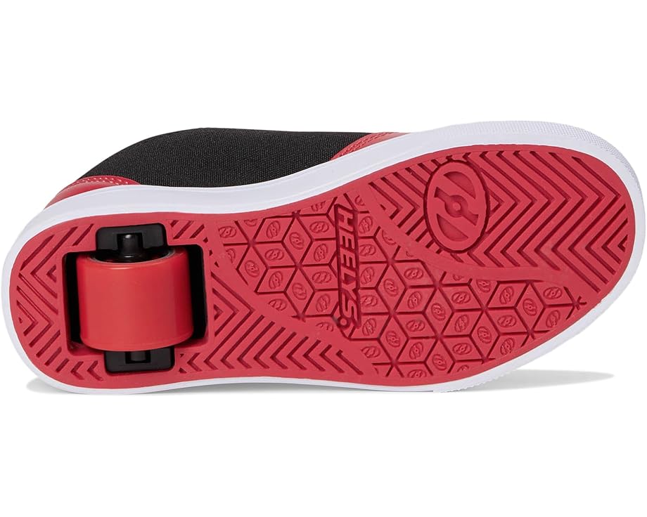 6pm Heelys Elf On The Shelf Pro 20 (Little Kid/Big Kid/Adult)