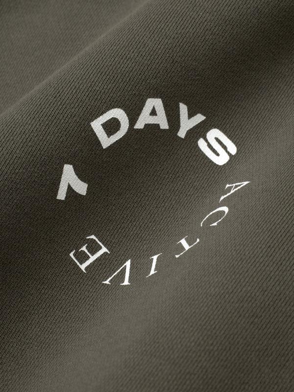 7 Days Active Monday Crewneck Sweatshirts Beluga Grey