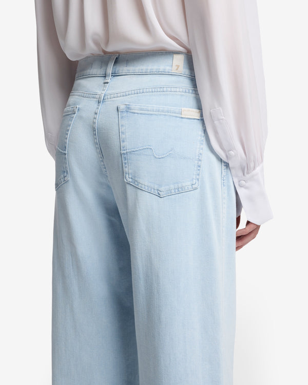 7 For All Mankind Left Hand Cropped Lotta Jeans