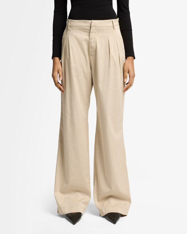 7 For All Mankind Pleated Chino Pants