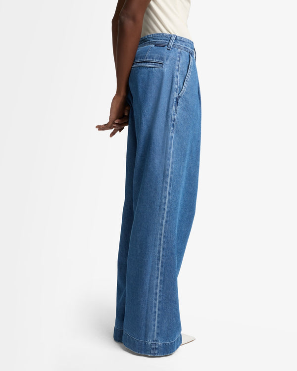 7 For All Mankind Weightless Denim Pleated Trouser Jeans
