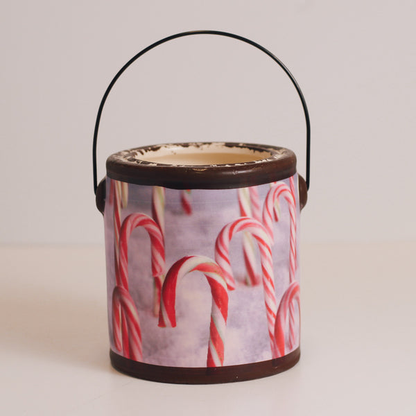 A Cheerful Giver Candy Cane - Farm Fresh Candle