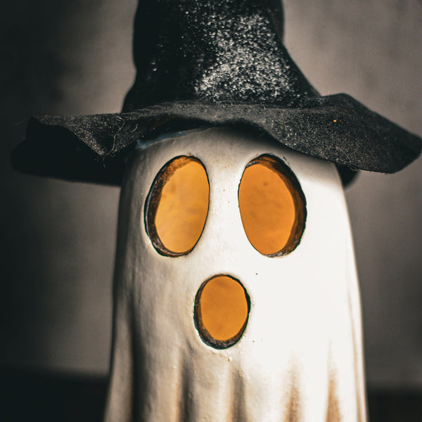 A Cheerful Giver Witch Hat Ghost