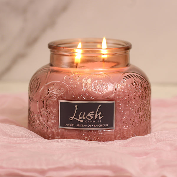 A Cheerful Giver Amber Bergamot Patchouli - Lush Candle