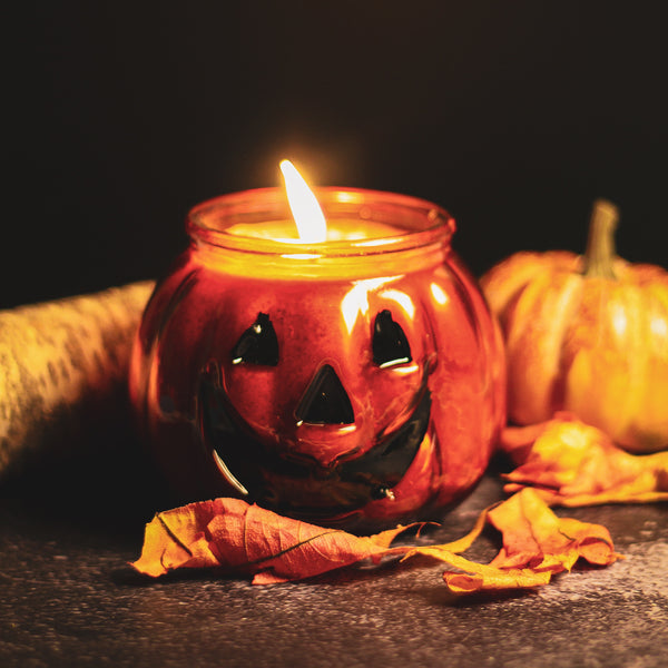 A Cheerful Giver Orange Cinnamon Clove - Punky Candle
