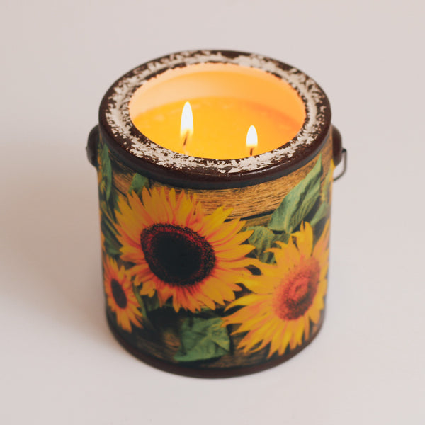 A Cheerful Giver Sunflower & Driftwood - Farm Fresh Candle