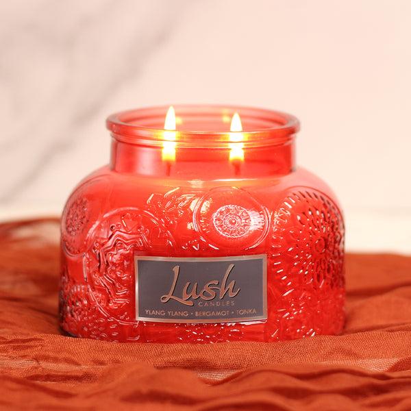 A Cheerful Giver Ylang Ylang Bergamot Tonka - Lush Candle