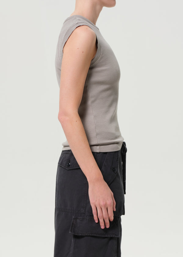 A Gold E Cassidy Tank Drab