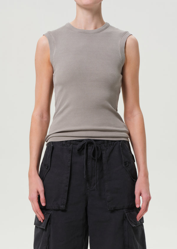 a gold e Cassidy Tank Drab