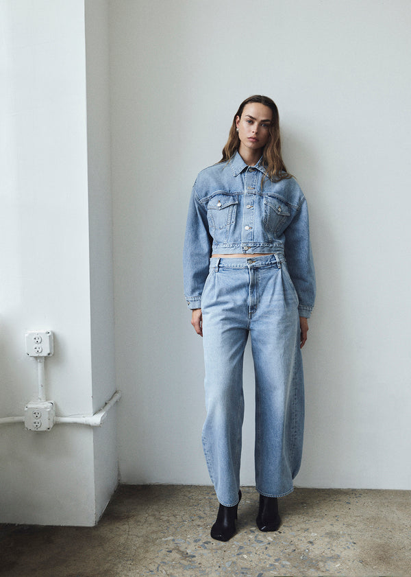 A Gold E Darsha Jean Replica