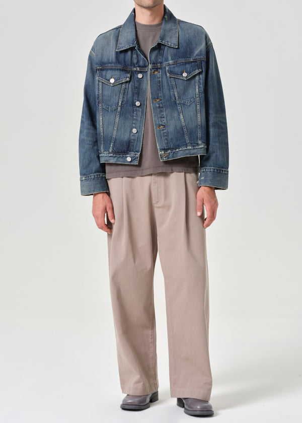 A Gold E Gaius Chino