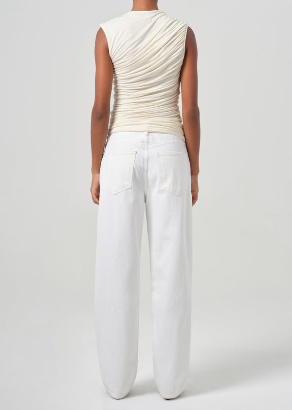 A Gold E Henson Jean Milkshake