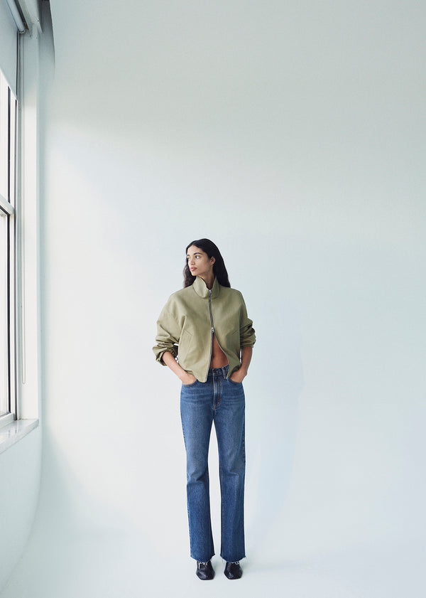 A Gold E Leena Jean Placebo