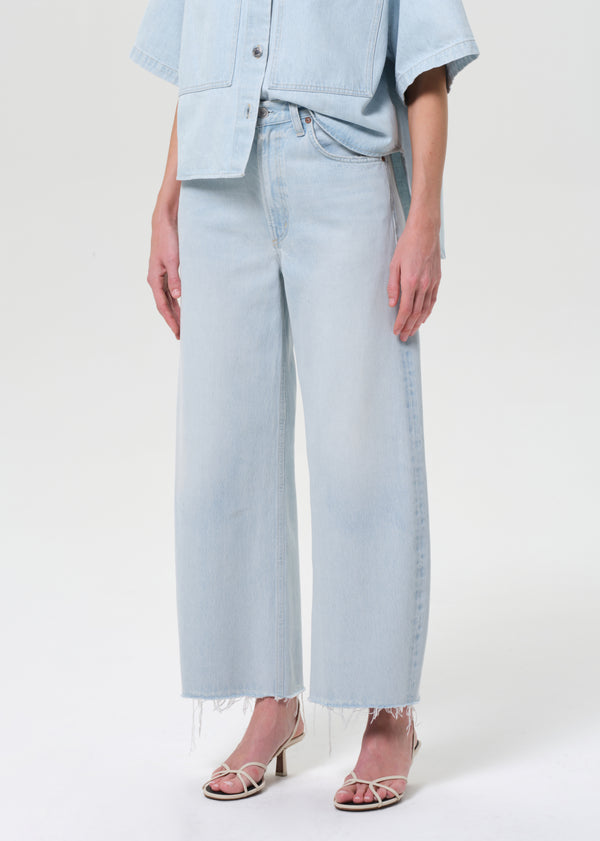 A Gold E Low Curve Fray Flourish