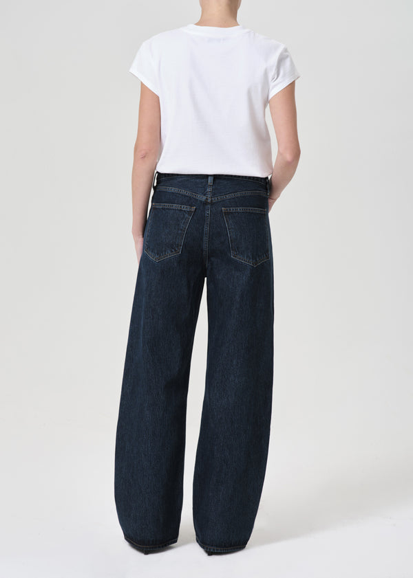 A Gold E Low Curve Jean Pendulum
