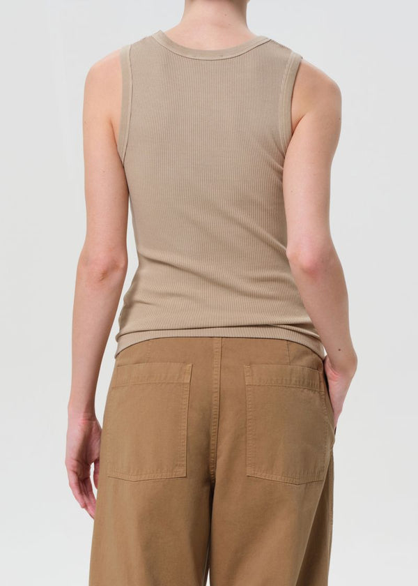 A Gold E Poppy Tank Gum