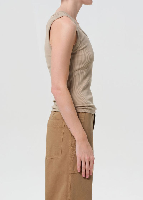 A Gold E Poppy Tank Gum