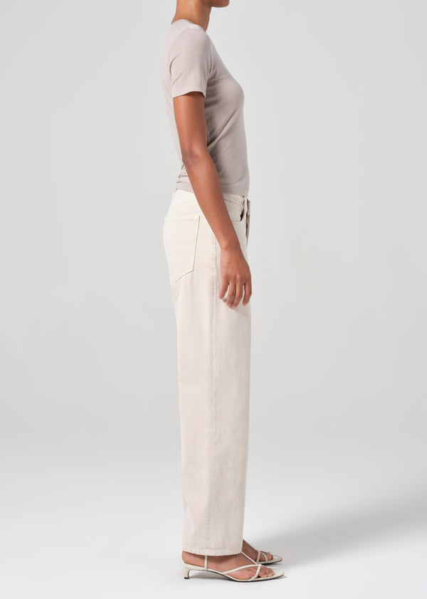 A Gold E V-Waist Baggy Scone