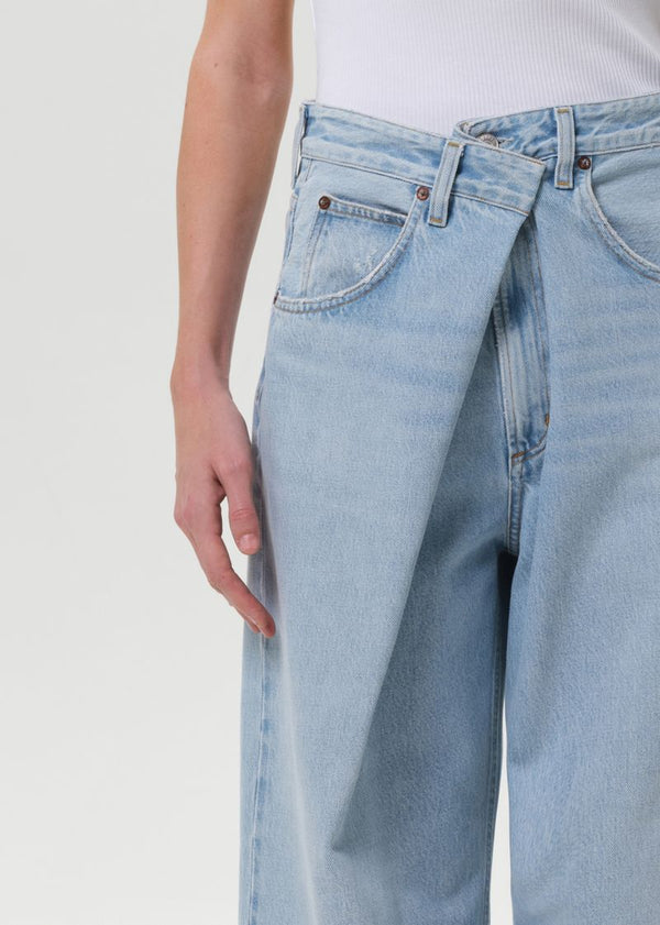 A Gold E Vana Fold Jean Spark