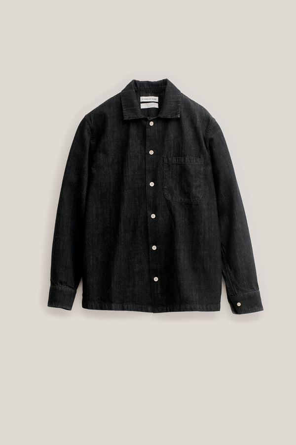 a kind of guise ATRATO SHIRT