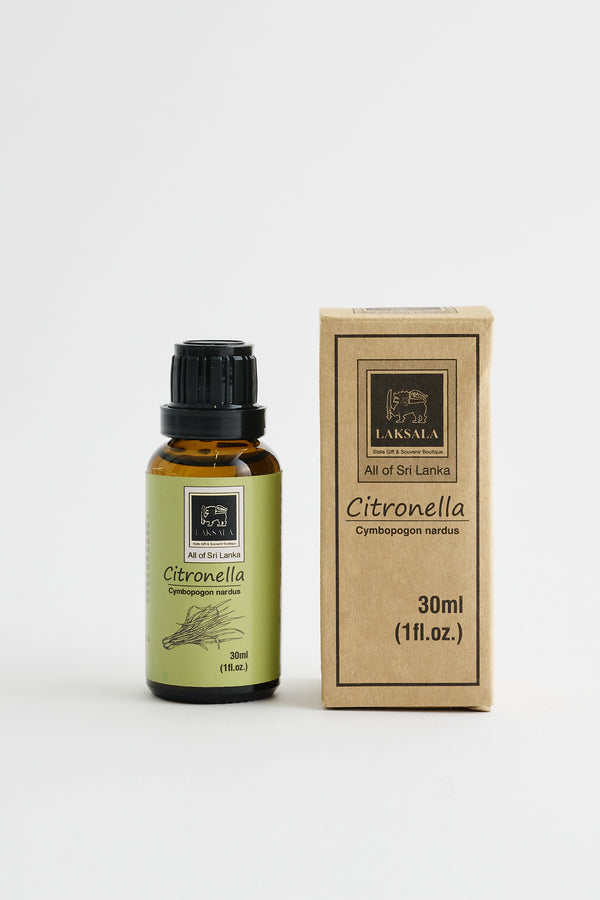 A Kind Of Guise Citronella Leaf Oil