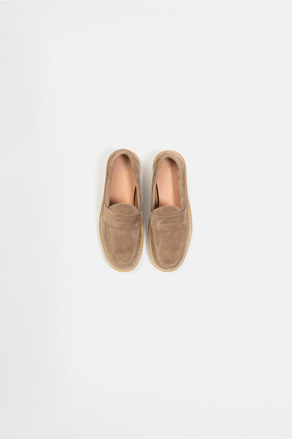 a kind of guise CREPE LOAFER