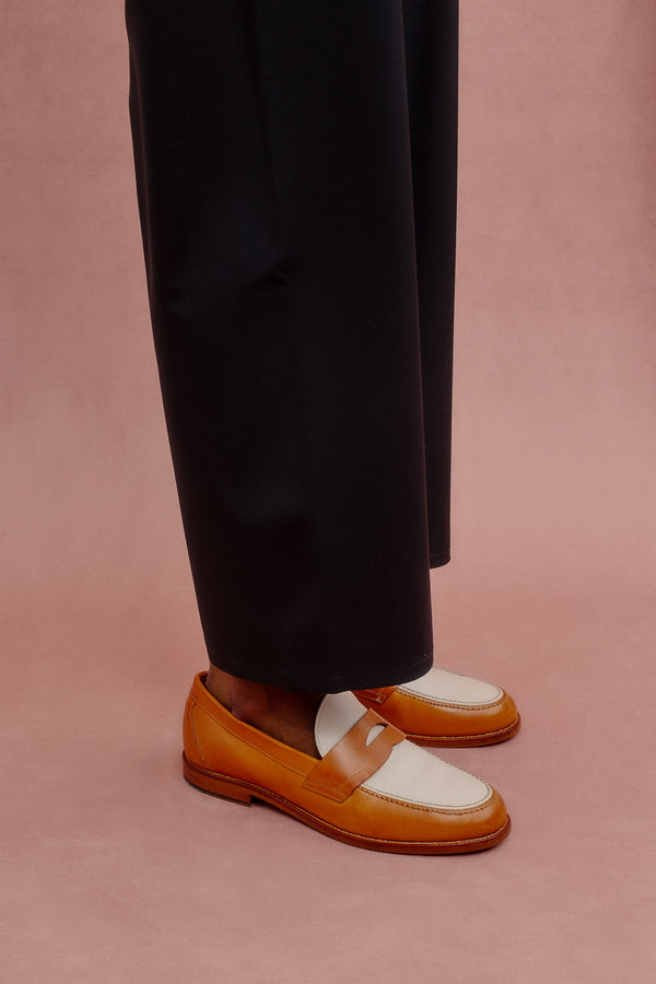 A Kind Of Guise FERRARA LOAFER