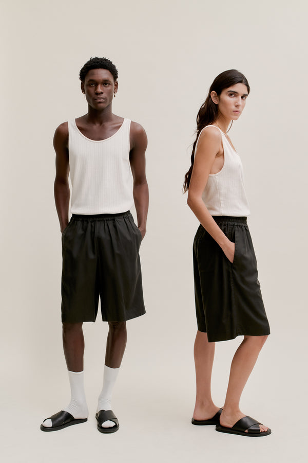 a kind of guise SALEH SHORTS