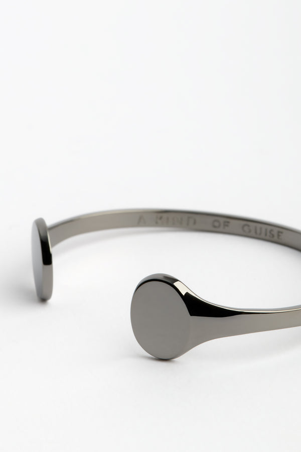 A Kind Of Guise SIGNET BRACELET BLACK