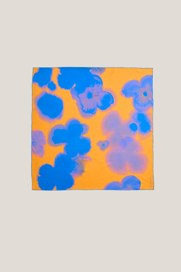 a kind of guise SULIL SILK SCARF