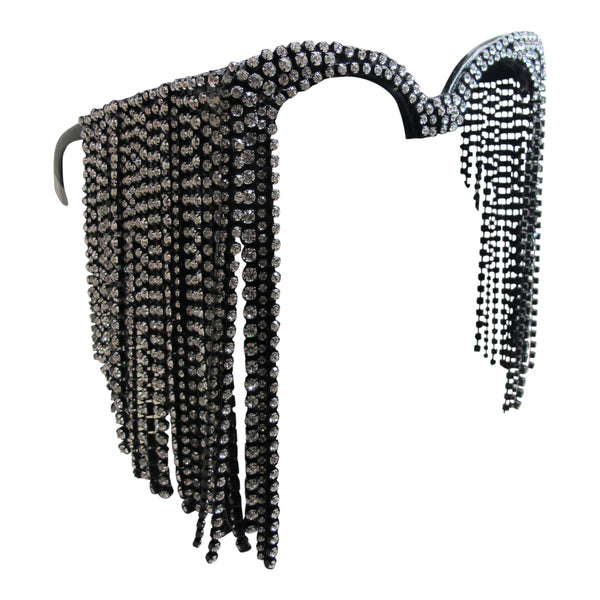 a morir Nomi BLACK (SHOWN)