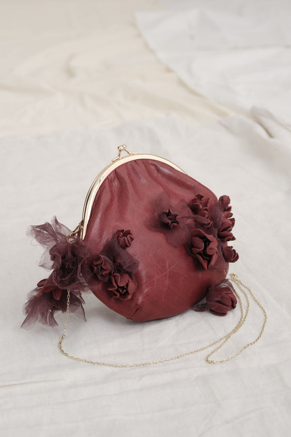 a tentative atelier Eve Bag